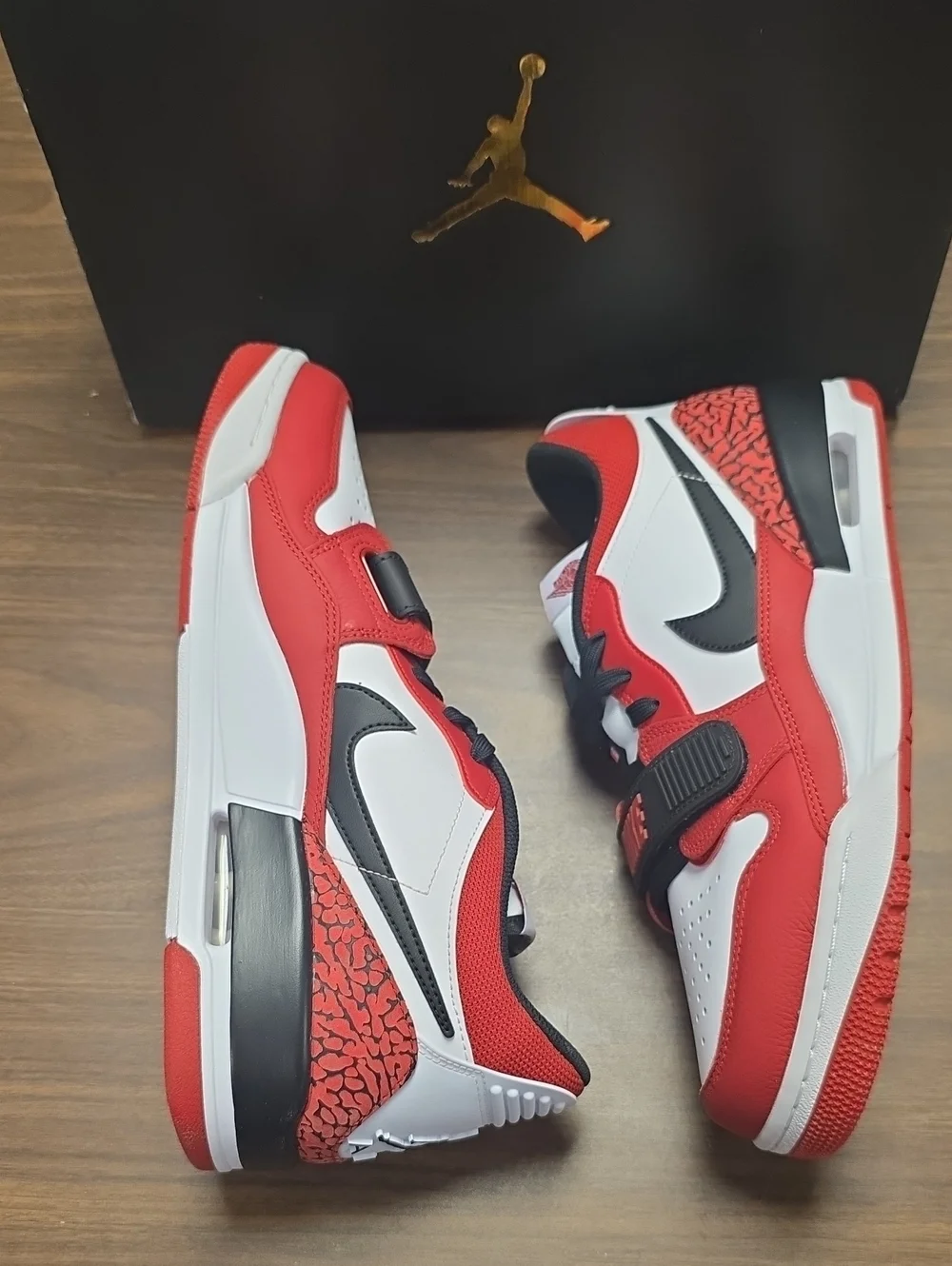 Air Jordan Legacy 312 Low White/Gym Red Black CD7069-116 Men's 10 New
